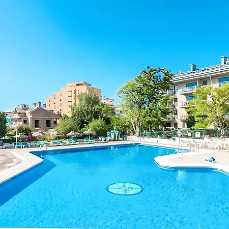 Cozy With Pool Acuario Apartment
