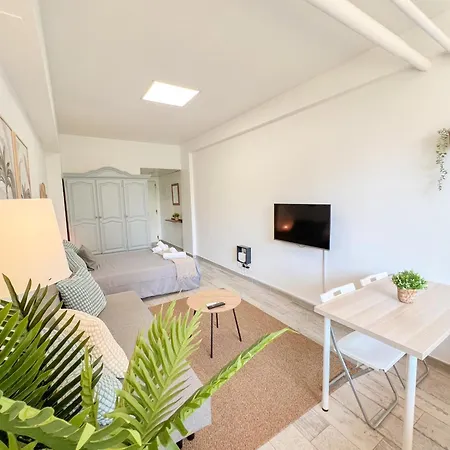 Cozy With Pool Acuario Apartment *